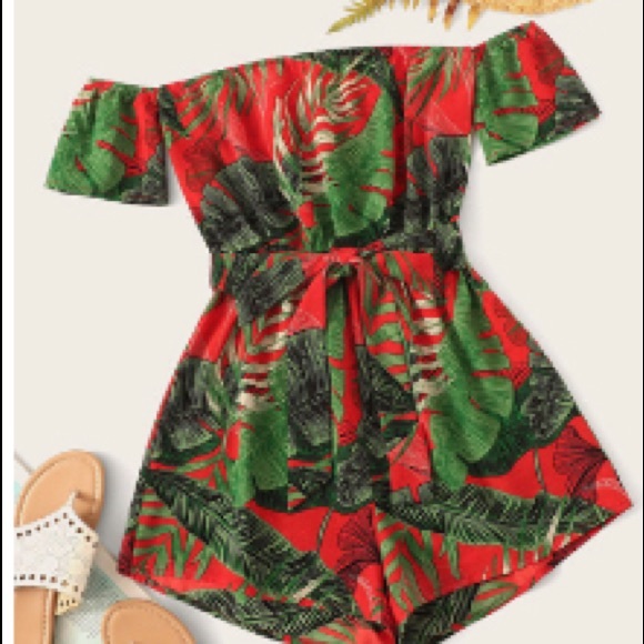 “Summer Cleance”SHEIN large leaf jumpsuit